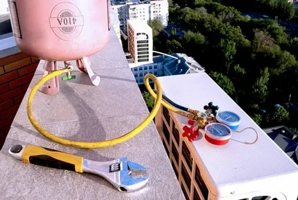 Заправка кондиционера хладагентом-фреоном